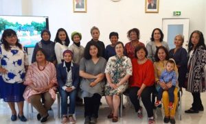 Claudya Christiani Purba: Dari Chanel Fashion Manifesto Exhibition Hingga Pelayanan Gereja, Perjalanan Makeup Artist Internasional Lulusan TIRTAMARTA Penabur Laura Basuki di event Chanel Fashion Manifesto Exhibition di Shanghai, juga berkesempatan bertemu Tilda Swinton, pemeran White Wich di film Narnia, TK SD SMP SMA PK2T ACTS BINA IMAN SEKOLAH holistic TIRTAMARTA BPK PENABUR KRISTEN JAKARTA SELATAN DEPOK PONDOK INDAH CINERE PENERIMAAN SISWA BARU PESERTA DIDIK 2025 2026 PSB PPDB PENDAFTARAN PENDIDIKAN KARAKTER teknologi bukan batasan