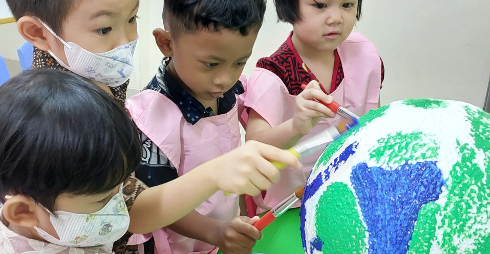 Minggu Karakter 2: Together We Are Happy 2 Minggu Karakter 2 Together We Are Happy Minggu Karakter 2 Together We Are Happy TK SD SMP SMA PK2T ACTS BINA IMAN SEKOLAH holistic TIRTAMARTA BPK PENABUR KRISTEN JAKARTA SELATAN DEPOK PONDOK INDAH CINERE PENERIMAAN SISWA BARU PESERTA DIDIK 2025 2026 PSB PPDB PENDAFTARAN PENDIDIKAN KARAKTER teknologi bukan batasan