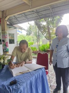 Siswa SMP TIRTAMARTA Penabur Cinere Tunjukkan Kepedulian Lingkungan Lewat Program Environment Awareness TK SD SMP SMA PK2T ACTS BINA IMAN SEKOLAH holistic TIRTAMARTA BPK PENABUR KRISTEN JAKARTA SELATAN DEPOK PONDOK INDAH CINERE PENERIMAAN SISWA BARU PESERTA DIDIK 2025 2026 PSB PPDB PENDAFTARAN PENDIDIKAN KARAKTER teknologi bukan batasan CHARACTER IS WHAT YOU ARE IN THE DARK
