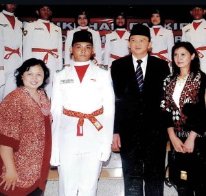 Terbang Tinggi dengan Nilai Hidup: Rachmat Kartakusuma dan Kepemimpinan Berlandaskan Iman 3 Terbang Tinggi dengan Nilai Hidup: Rachmat Kartakusuma dan Kepemimpinan Berlandaskan Iman capai impian anak anda bersama sekolah kristen tirtamarta penabur pondok indah jakarta selatan cinere depok penerimaan siswa peserta didik baru psb ppdb 2025 2026 terbaik unggul berprestasi pendidikan karakter modern teknologi holistik tk sd smp sma tkk sdk smpk smak