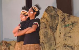 Toddler TK SD SMP SMA PK2T ACTS BINA IMAN SEKOLAH holistic TIRTAMARTA BPK PENABUR KRISTEN JAKARTA SELATAN DEPOK PONDOK INDAH CINERE PENERIMAAN SISWA BARU PESERTA DIDIK 2025 2026 PSB PPDB PENDAFTARAN PENDIDIKAN KARAKTER teknologi bukan batasan GROW BEYOND GREATNESS HOODIE GRATIS Cultural Day TIRTAMARTA PENABUR Harmoni Budaya, Iman, dan Persahabatan dari Ujung Timur Indonesia