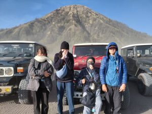 Jelajahi serunya Spirit of Adventure SMPK TIRTAMARTA! Petualangan di Bromo hingga Jatim Park yang menumbuhkan karakter BEST dan tanggung jawab. Toddler TK SD SMP SMA PK2T ACTS BINA IMAN SEKOLAH holistic TIRTAMARTA BPK PENABUR KRISTEN JAKARTA SELATAN DEPOK PONDOK INDAH CINERE PENERIMAAN SISWA BARU PESERTA DIDIK 2025 2026 PSB PPDB PENDAFTARAN PENDIDIKAN KARAKTER teknologi bukan batasan GROW BEYOND GREATNESS HOODIE GRATIS