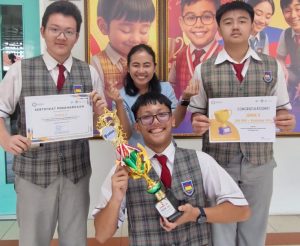 SD (Kristen) TIRTAMARTA - BPK PENABUR Cinere, Depok 106 MEREKA TIDAK TUMBUH DENGAN CARA YANG SAMA TAPI SAMA-SAMA DIBERI RUANG UNTUK BERSINAR Toddler TK SD SMP SMA PK2T ACTS BINA IMAN SEKOLAH holistic TIRTAMARTA BPK PENABUR KRISTEN JAKARTA SELATAN DEPOK PONDOK INDAH CINERE PENERIMAAN SISWA BARU PESERTA DIDIK 2025 2026 PSB PPDB PENDAFTARAN PENDIDIKAN KARAKTER teknologi bukan batasan GROW BEYOND GREATNESS superhero